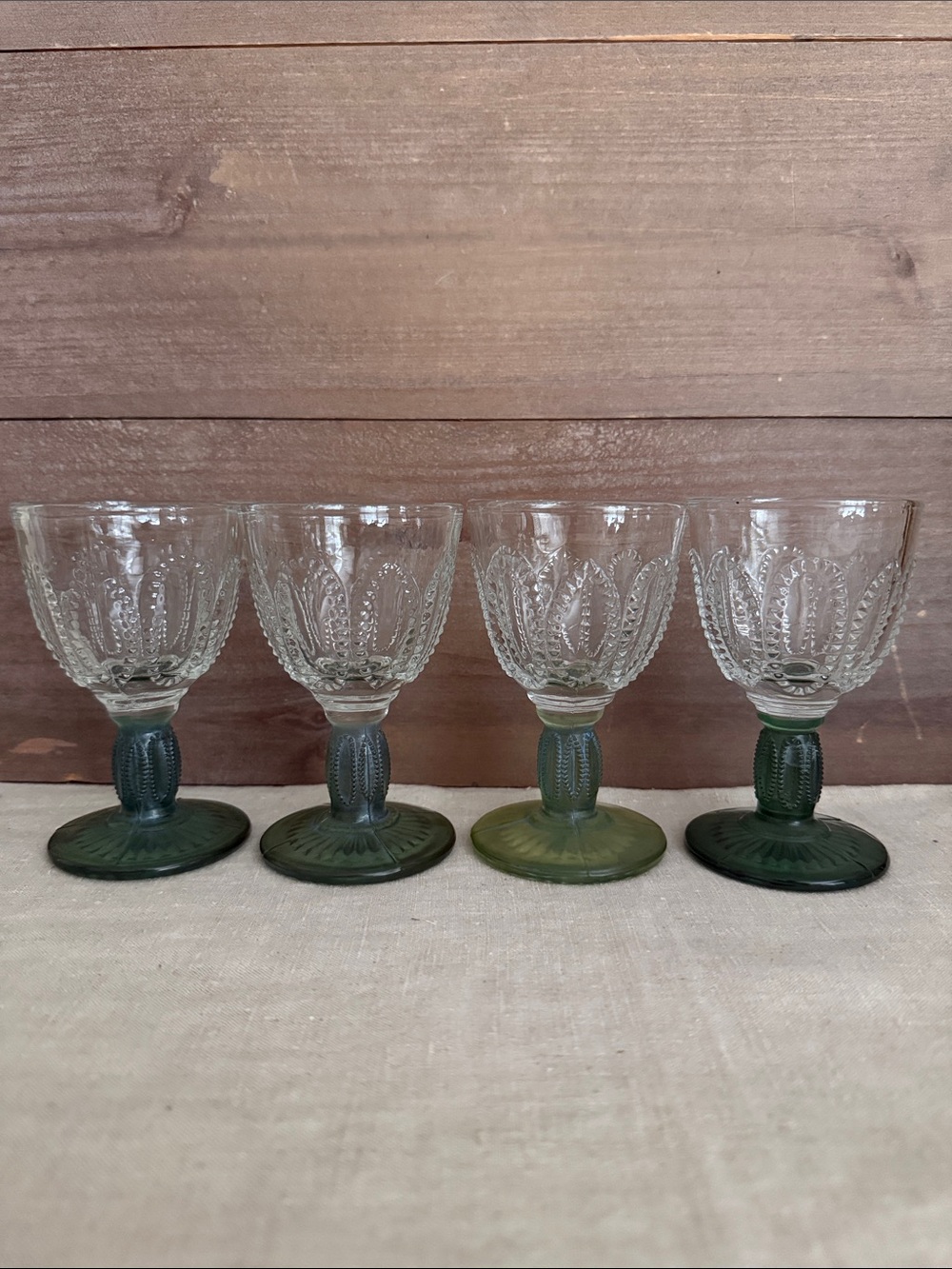 VTG | Emerald Accent Cordial Sherry Glasses-Set of 4 - Picture 3 of 8